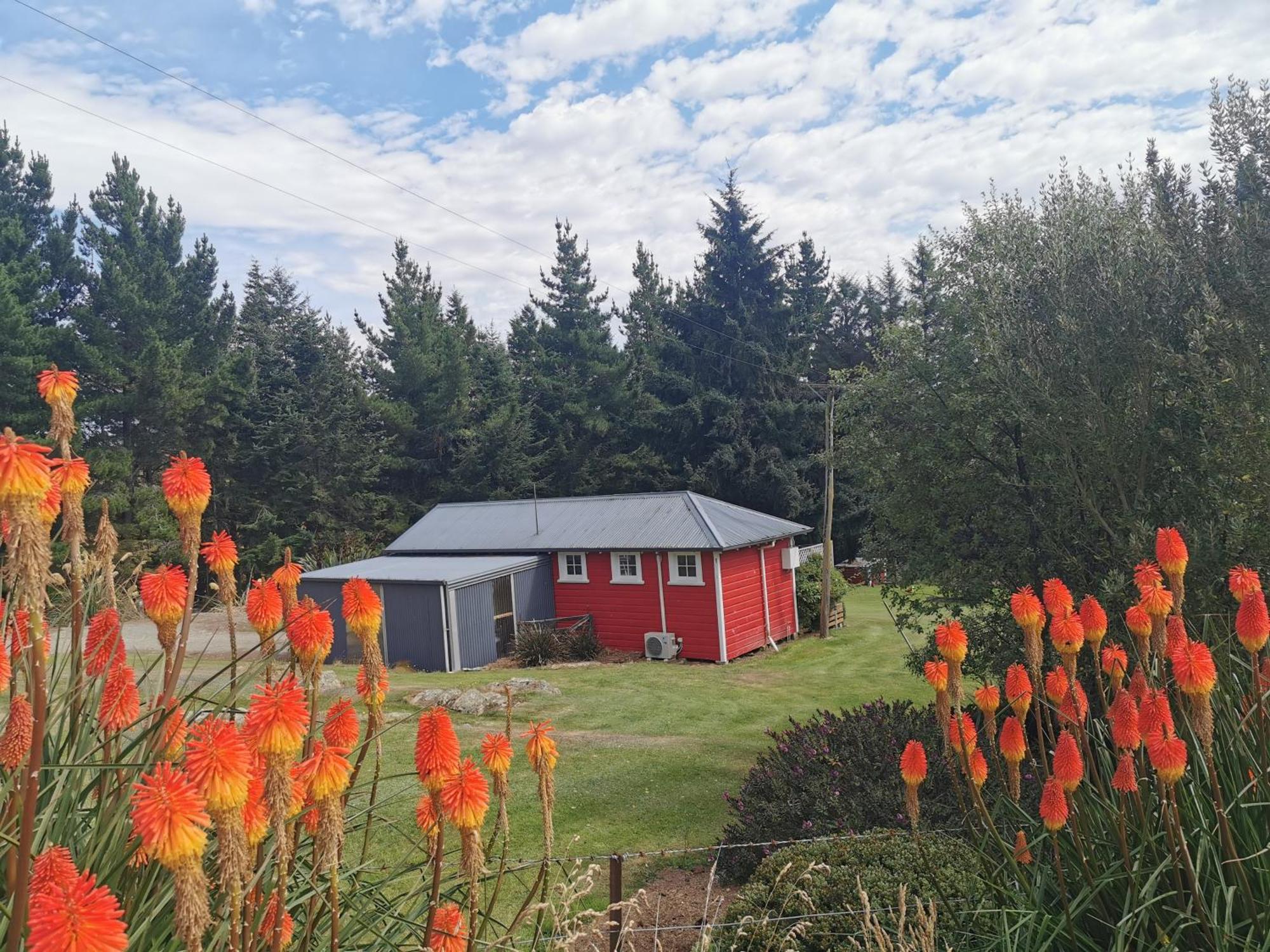 הוילה אואהמרו Little Red School House מראה חיצוני תמונה