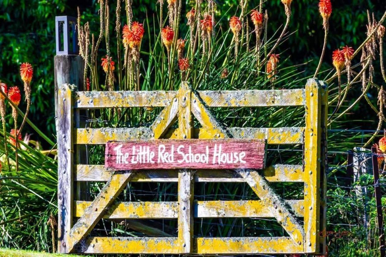הוילה אואהמרו Little Red School House מראה חיצוני תמונה